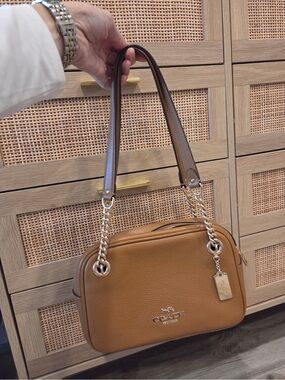 Coach Shoulder Bag in tan leather